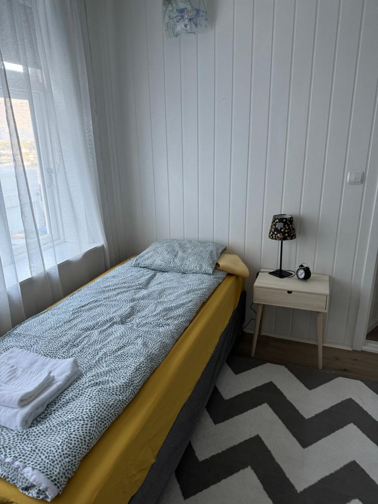 Duzy Apartament W Centrum Alesund Exterior photo