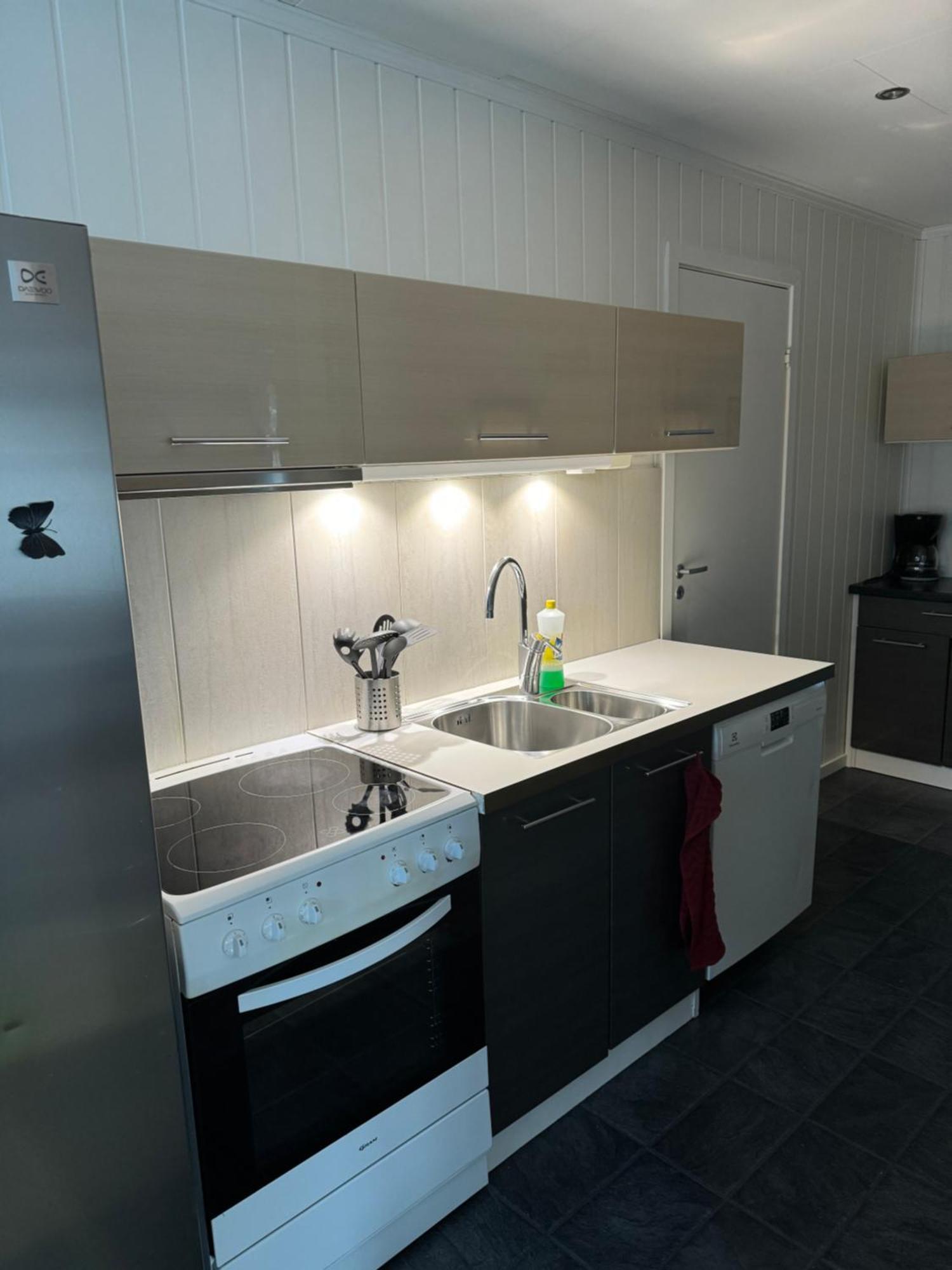 Duzy Apartament W Centrum Alesund Exterior photo